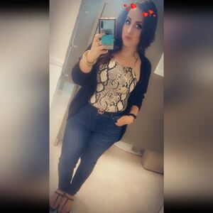 EUC Saints&Hearts "Neutral Snake🐍Print Brazilian  Bottom Bodysuit w/Snaps" Sz S